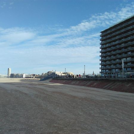 Residentie Aldis Met Zeezicht Apartment Oostende Ngoại thất bức ảnh