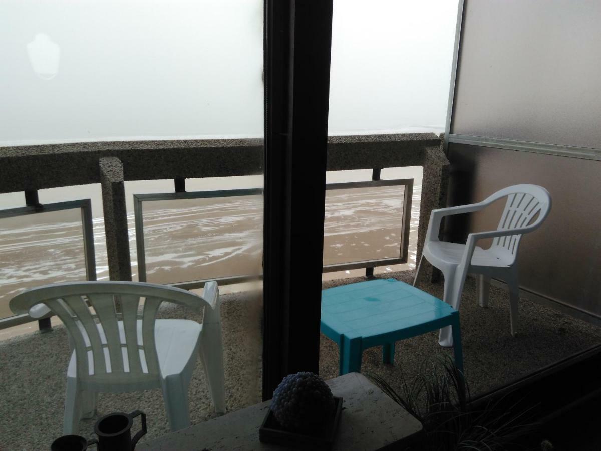 Residentie Aldis Met Zeezicht Apartment Oostende Ngoại thất bức ảnh